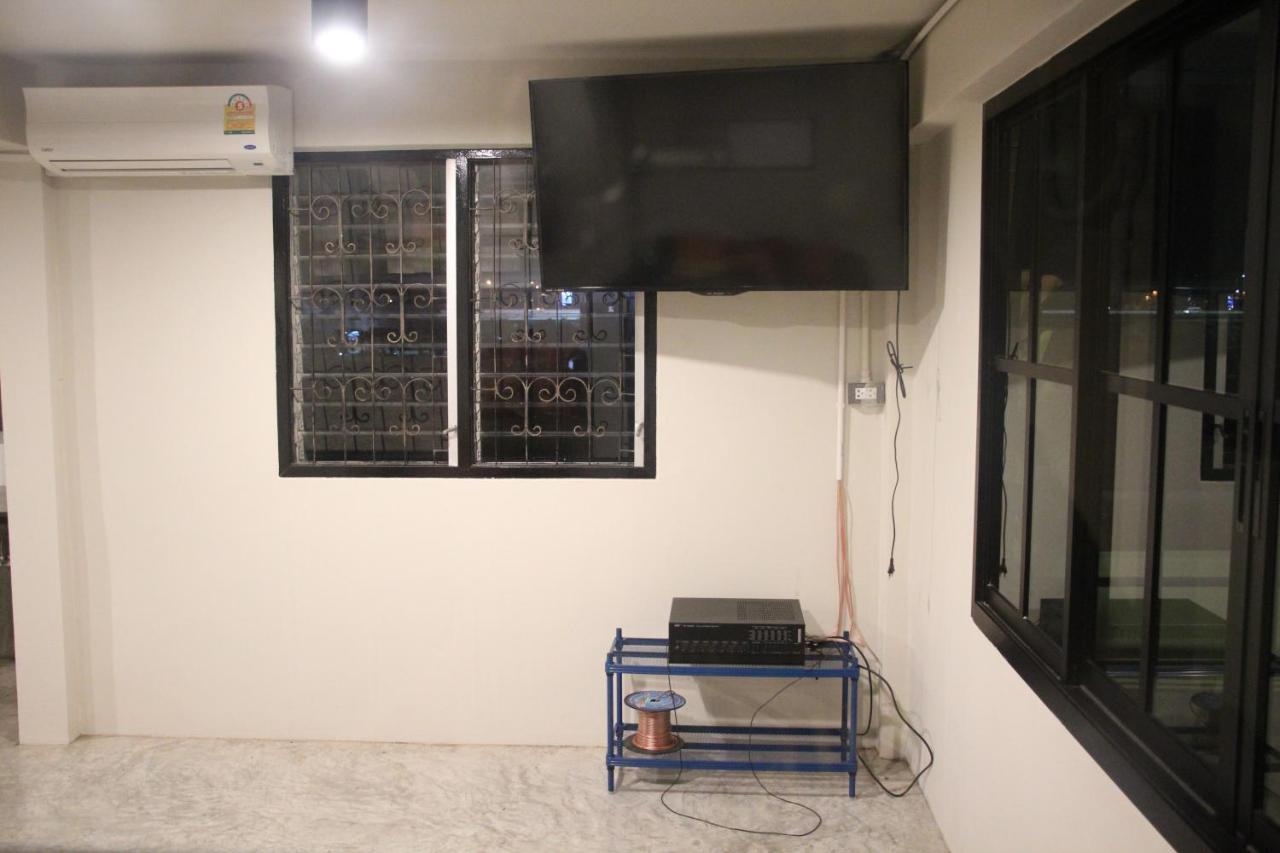 Yam Yen Hostel Bangkok Luaran gambar